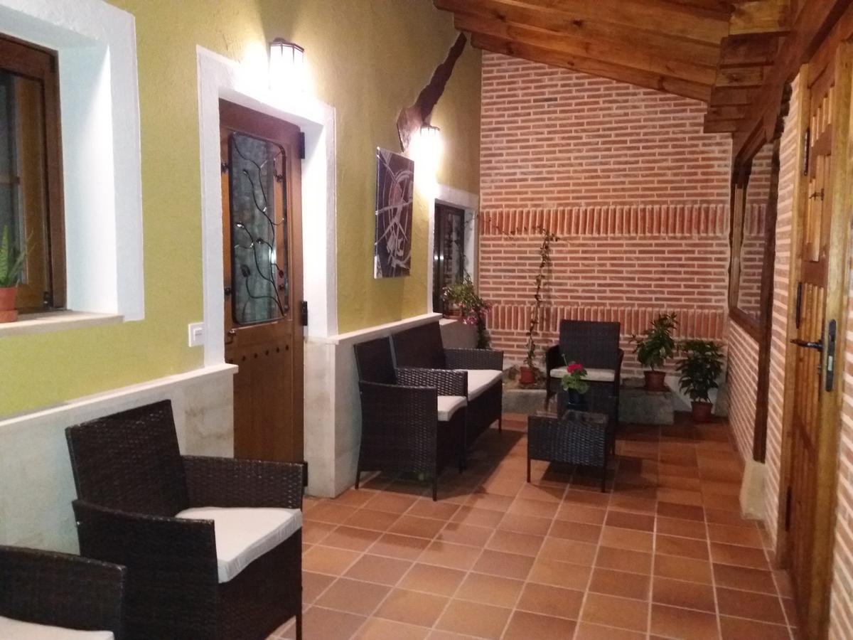 Hotel Rural El Yunque Santibanez de la Pena Zewnętrze zdjęcie