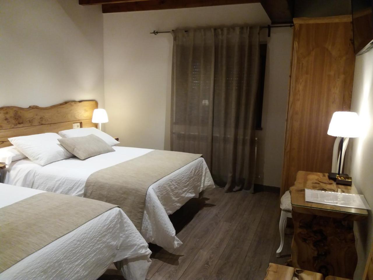 Hotel Rural El Yunque Santibanez de la Pena Zewnętrze zdjęcie