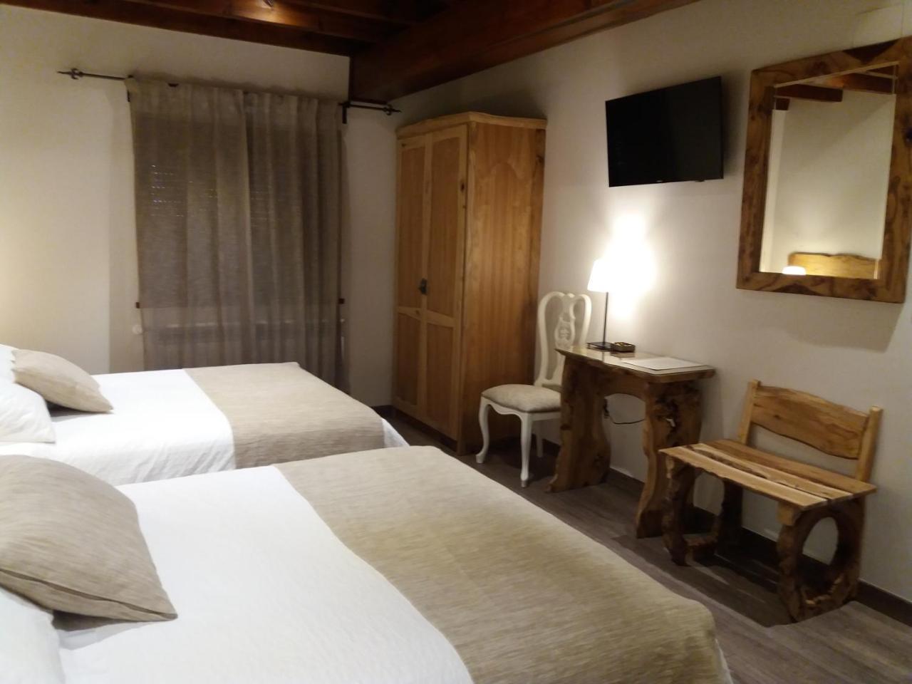 Hotel Rural El Yunque Santibanez de la Pena Zewnętrze zdjęcie